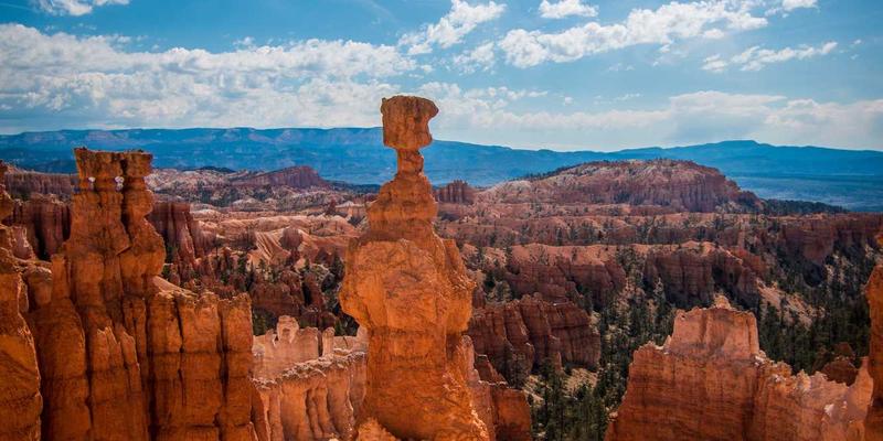400G/800G以太网:破解超大规模数据中心互联的带宽瓶颈与功耗困局